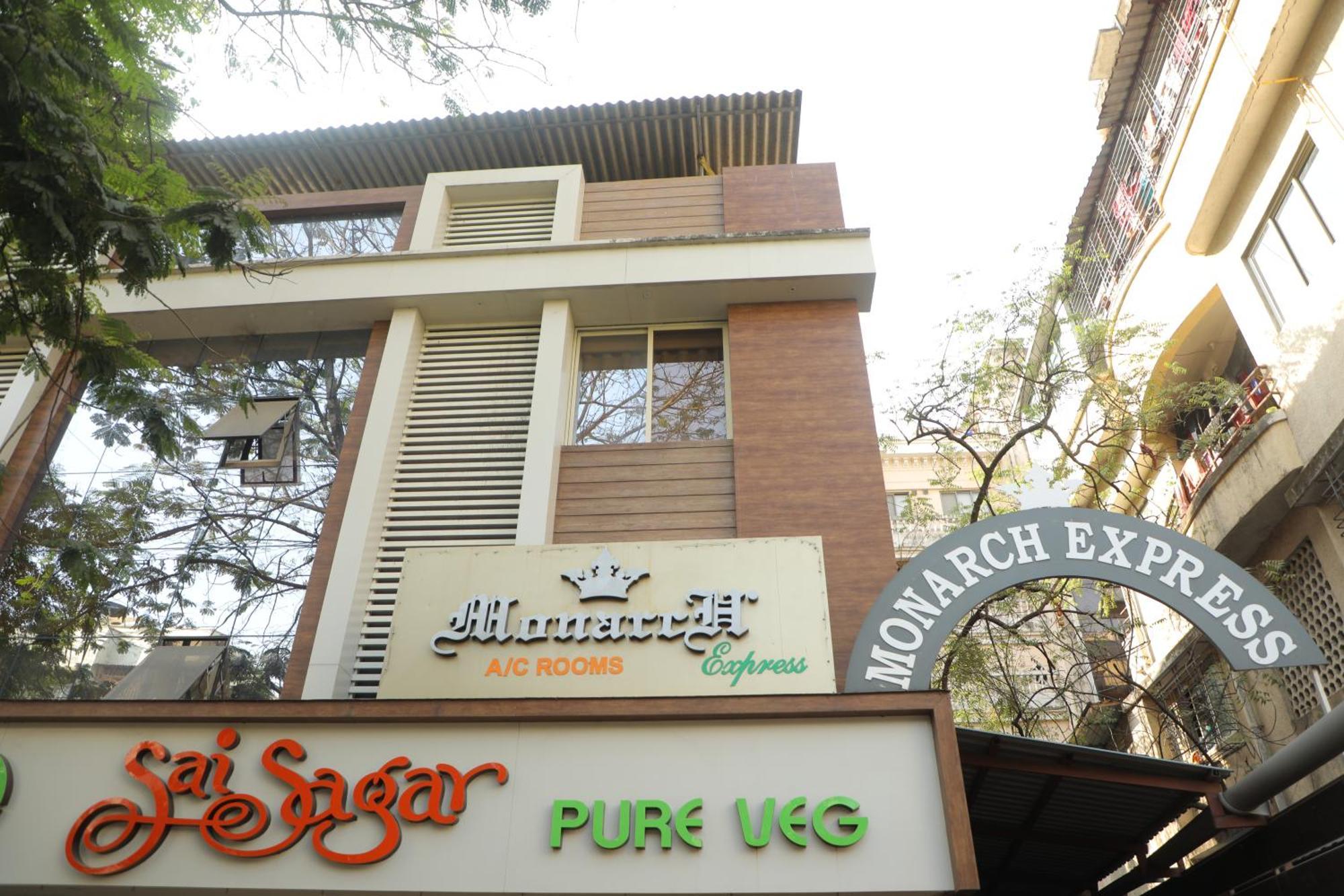 Hotel Monarch Express Near Karnala Sports Academy Panvel,Нави Мумбаи Экстерьер фото