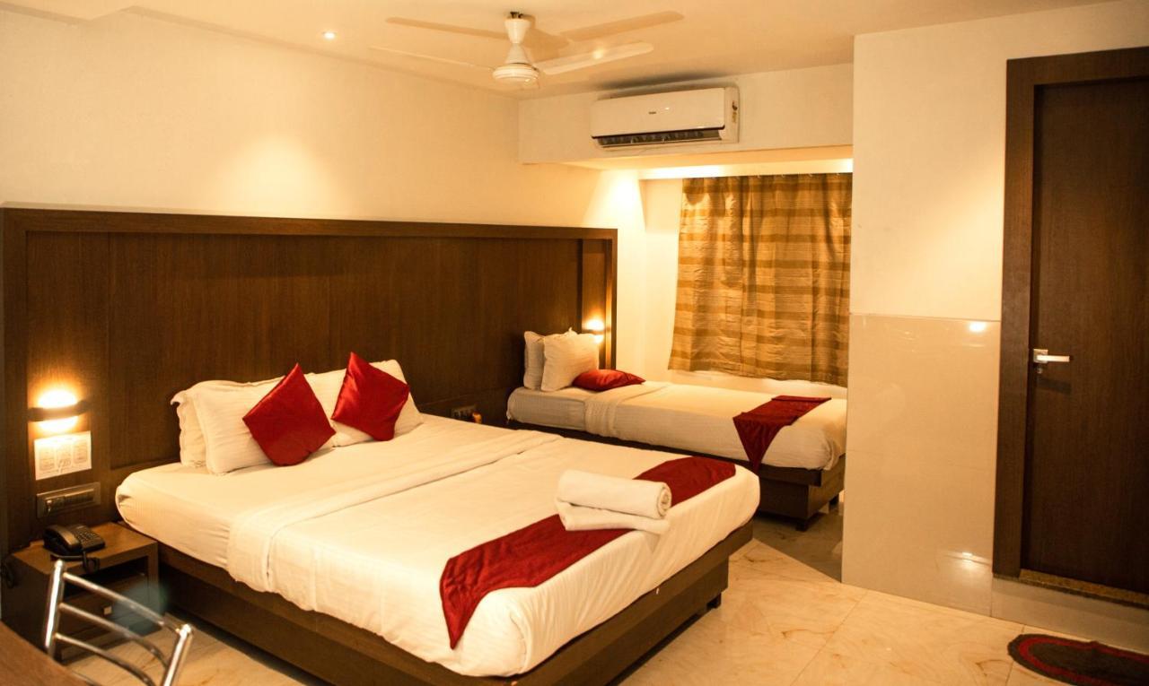 Hotel Monarch Express Near Karnala Sports Academy Panvel,Нави Мумбаи Экстерьер фото